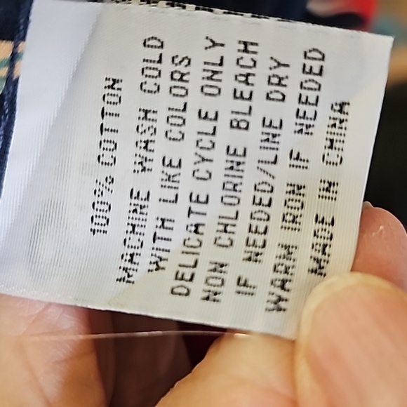 Molokai surf co. Mens hawian reverse Fabric shirt. Short sleeves,  size 2XL. - Picture 7 of 11